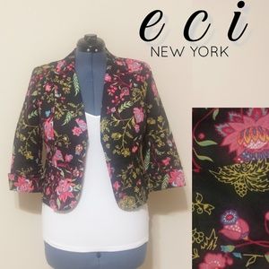 Floral Cropped 3/4 sleeve Blazer GUC